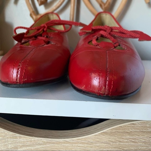 Vintage Red Johansen pumps with laces 9 (36) - Picture 3 of 12